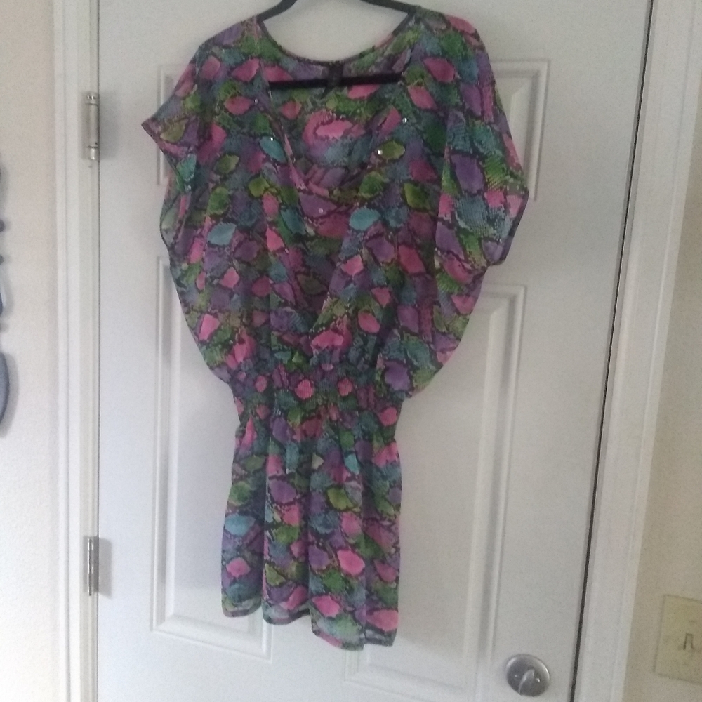 Smart & Sexy Sheer Beach Cover up Sz L/XL